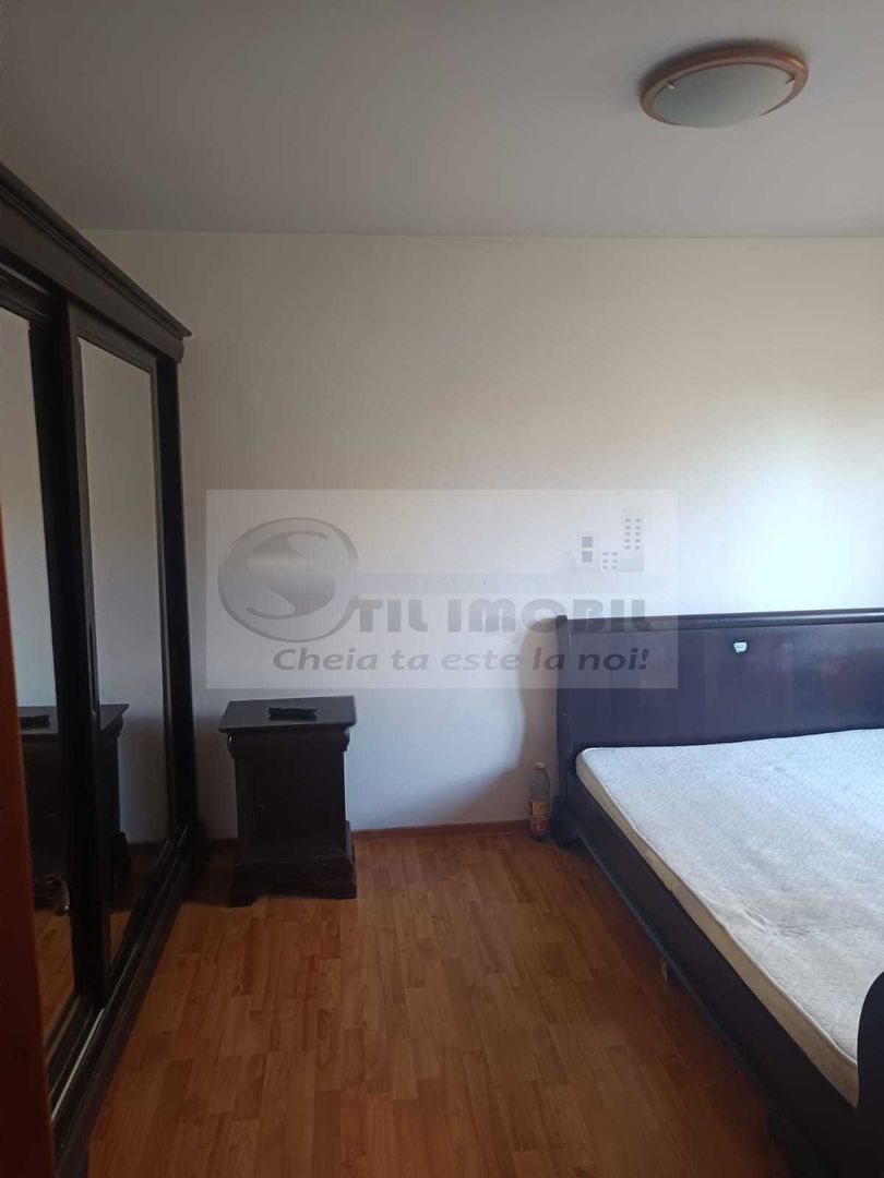 Apartament 2 camere, 52 mp, 3/4, Podu de Piatra - 96.000 euro ! - Poză 4
