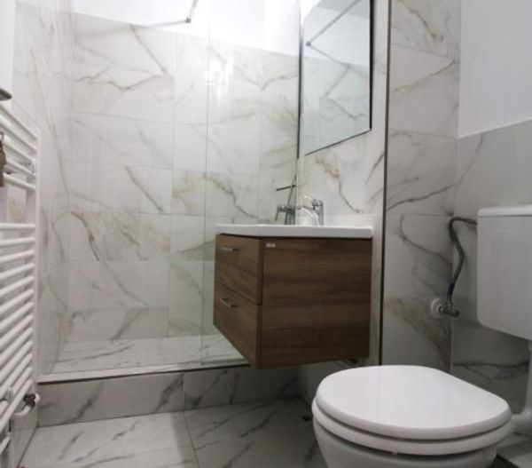 Aradului | 3 Camere | Decomandat | Centrala Proprie. - Poză 9