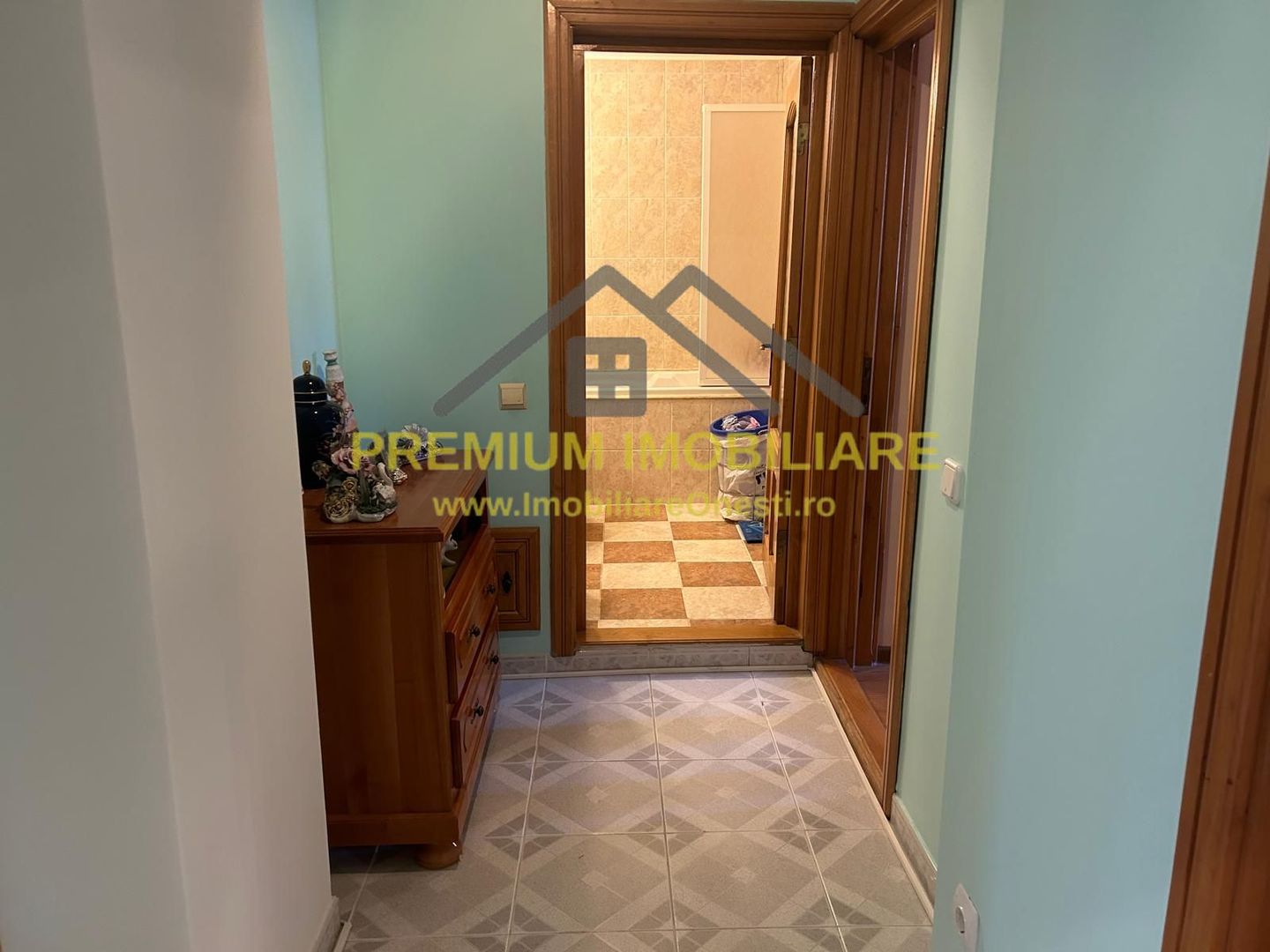 Apartament cu 3 camere zona mal - Poză 11