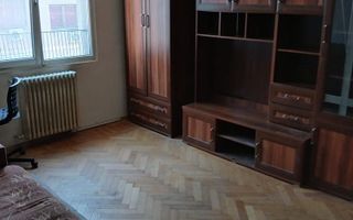 3 camere I Piata Mihail Kogalniceanu I De renovat I Etaj 4 - Poză 1