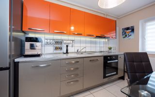 Apartament modern cu 3 camere, etaj 1, comision 0 - Zona Tractorul - Poză 4