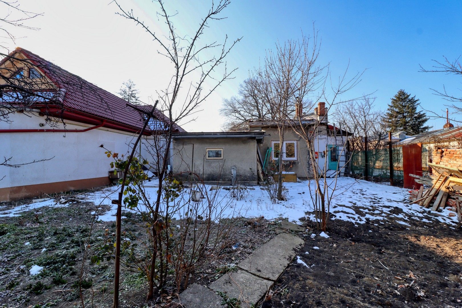 Centru- Casă boierească individuală- 5 camere si  451 mp teren - Poză 36