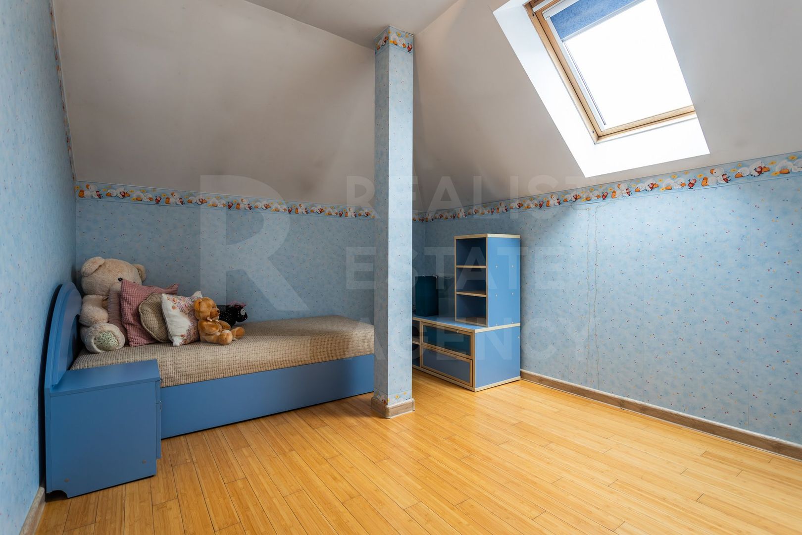 Chirie, casă, 3 nivele, 8 camere, str. Universității, Centru - Poză 4