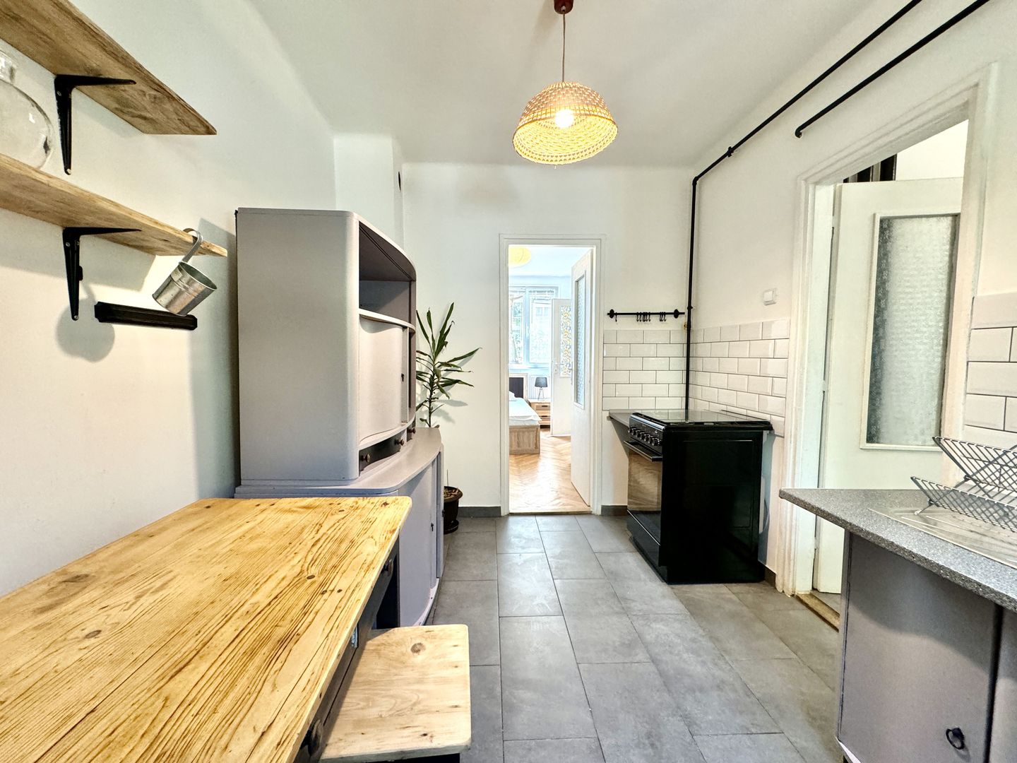 Apartament 2 camere, primitor, cu garaj, in zona Centrala-Universitate - Poză 12