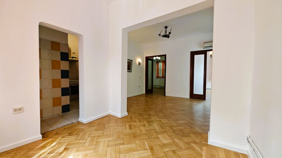 Vanzare apartament 3 camere in vila Cotroceni, langa Palatul Cotroceni, statuia - Poză 9