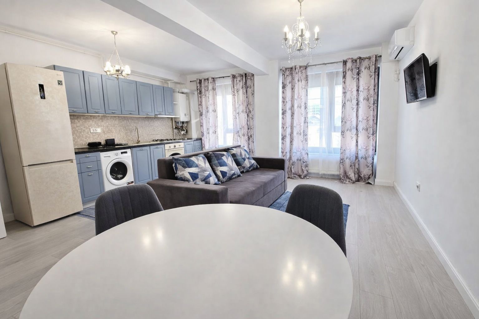 Apartament 2 camere | Jovial Residence  I 2 locuri de parcare incluse - Poză 2