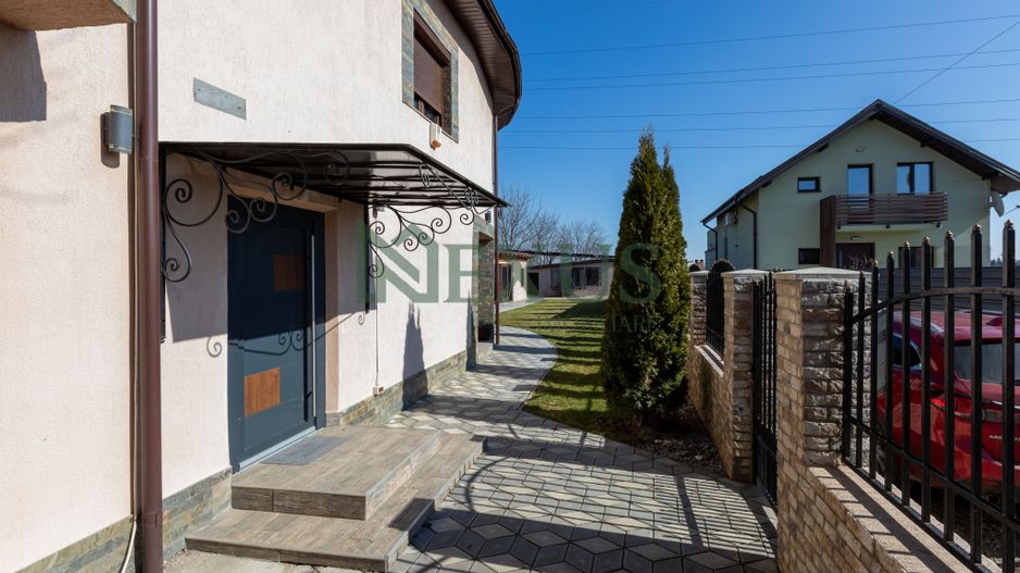 Casă/Vilă modernă de vânzare la intrare în Bogdan Vodă, județul Bacău. - Poză 57