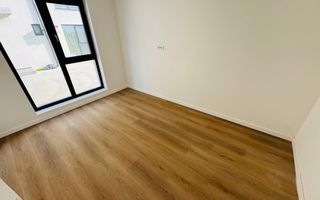 Apartament 3 camere si  CURTE mare, Otopeni 23 august - Poză 10