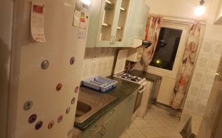 BRASADAS vinde ap 3 cam etaj 4/4 70mp Micro 16. - Poză 1