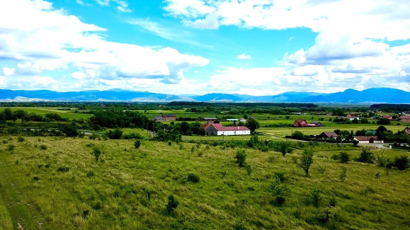 Lot intravilan de 854 mp situat în Hărman, zona Podul Olt - Poză 4
