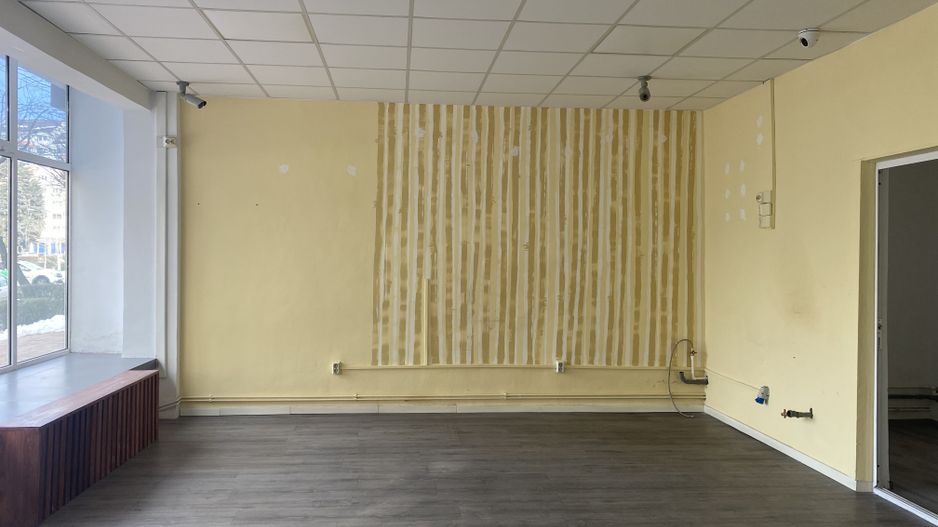 Locatie excelenta! Inchiriere spatiu comercial in Targoviste - centru - Poză 2