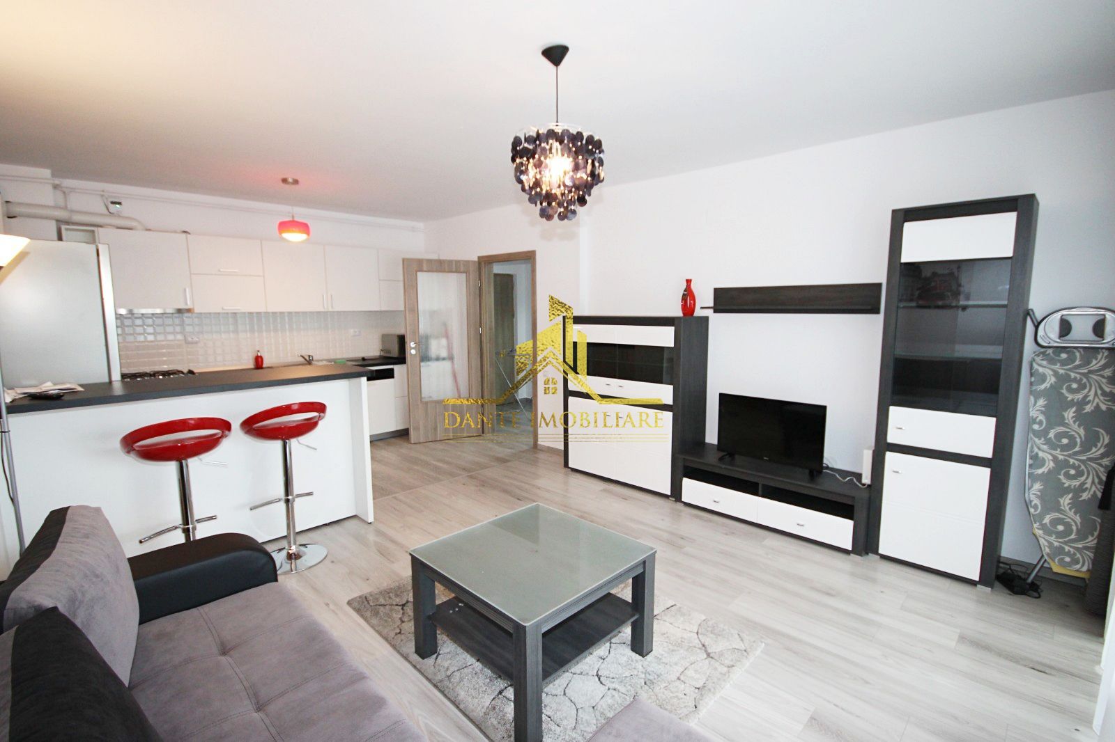 2 camere, mobilat modern, balcon, parcare, Intre Lacuri, Iulius, FSEGA - Poză 3