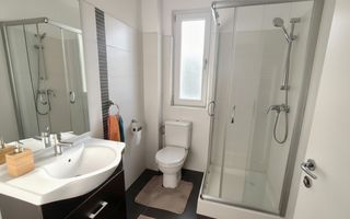 VILA SPATIOASA | 5 CAMERE | CURTE GENEROASA | OTOPENI - Poză 18