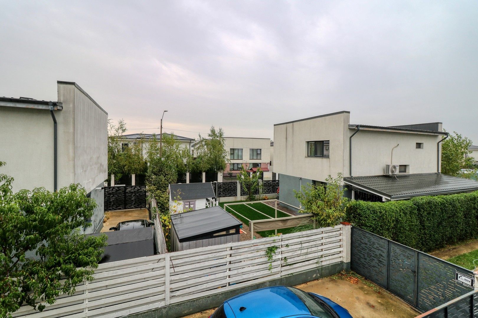 TUNARI- VILĂ MODERNĂ  INDIVIDUALĂ P+1- Toate utilitatile - Poză 1