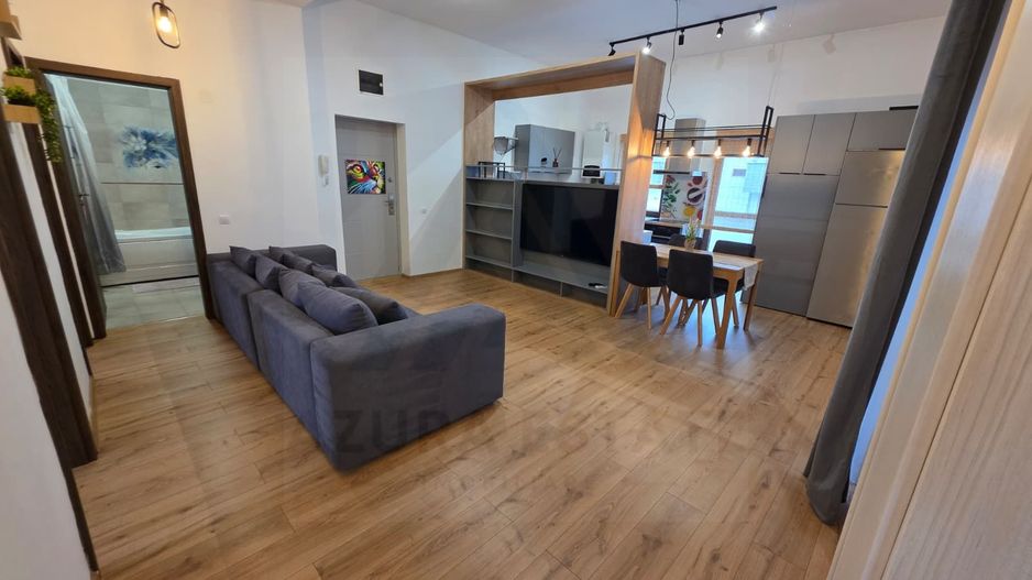 Penthouse spatios 80 mp utili 2 balcoane si terasa parcare Selimbar - Poză 4