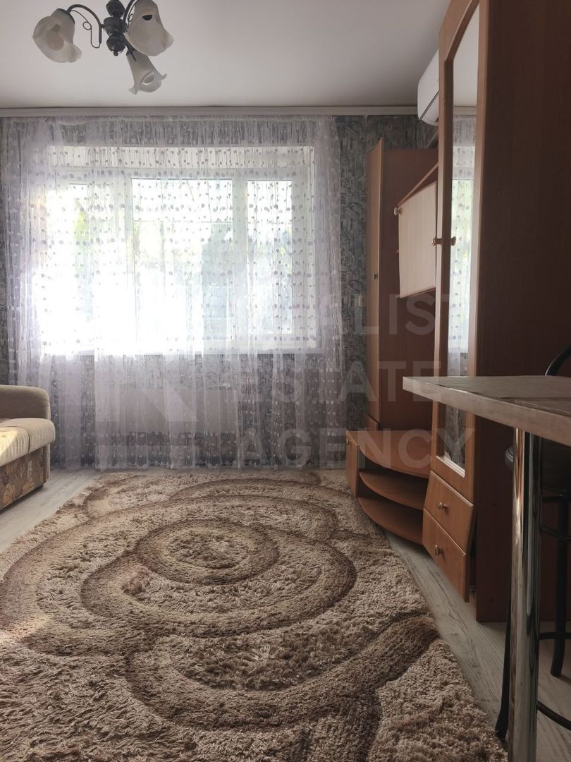 Vânzare, apartament, o cameră, str. Decebal, Bălți - Poză 1