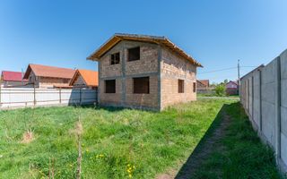 Oportunitate Casă la Roșu în Harman – Ideală pentru Personalizare - Poză 4