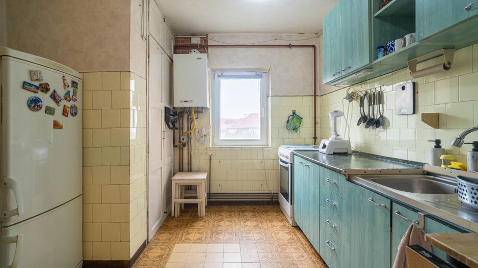 Apartament spațios cu 4 camere – Zona Boul Roșu 0% COMISION - Poză 2