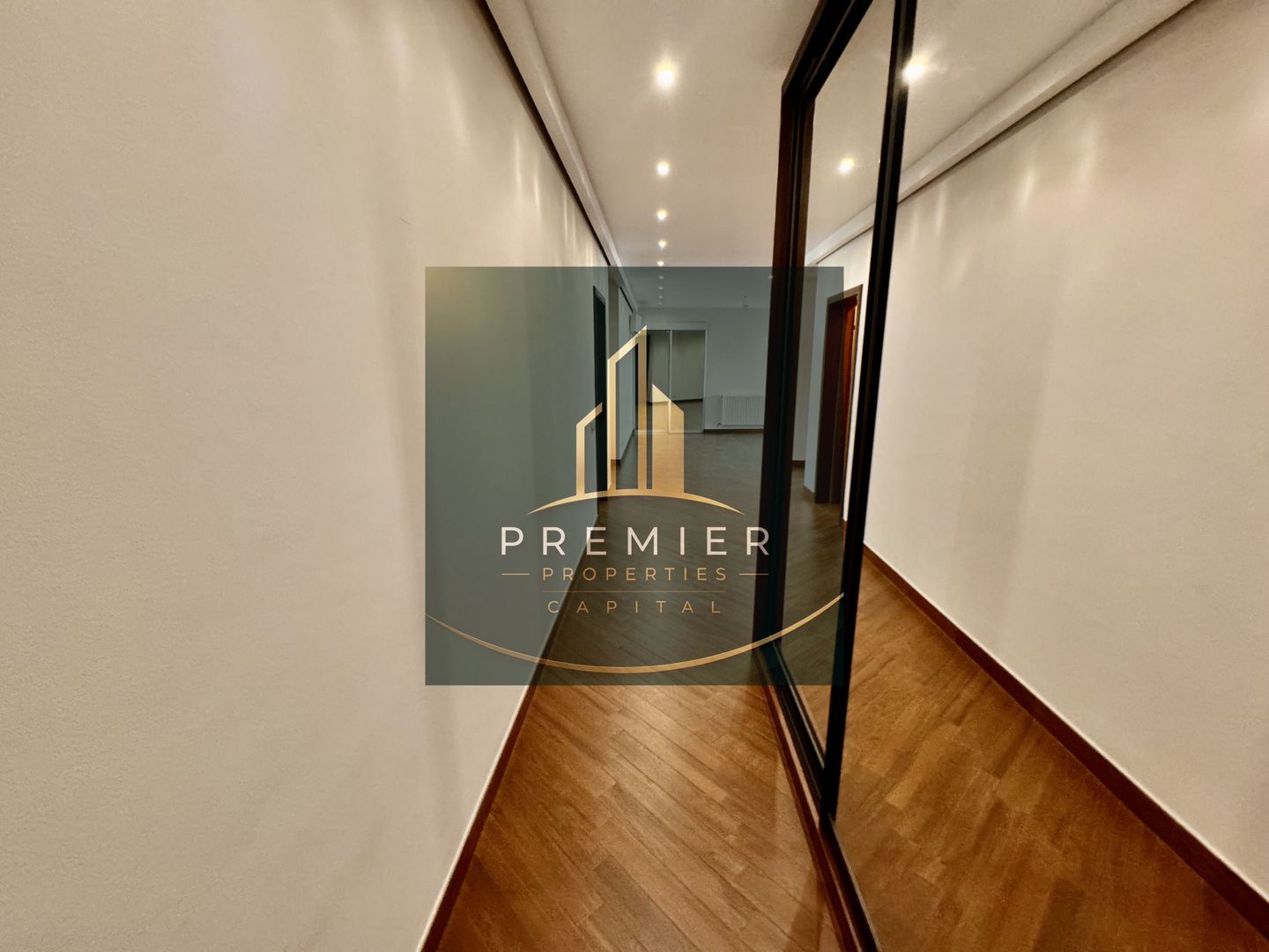 APARTAMENT DE 3 CAMERE DE VANZARE IN BLOC SOLID | DOROBANTI | R.BELLER | - Poză 2