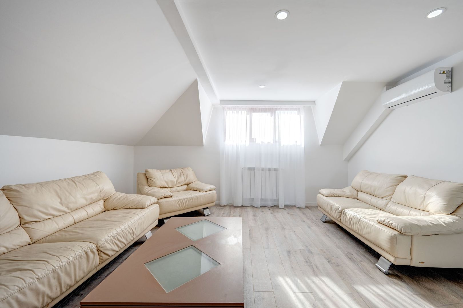 Vila de inchiriat Erou Iancu Nicolae - Poză 15