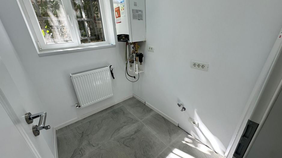 Spatiu 3 Camere Pretabil Firma Universitate Central Caragiale 97Mp - Poză 10