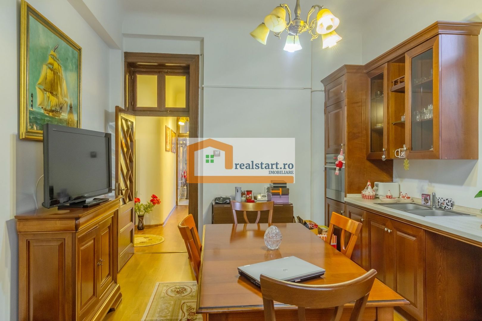 Investitie, 1400mp teren + cladiri, intre parcuri, metrou - Poză 10