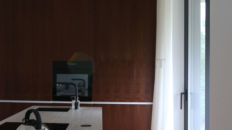 Eleganță pură într-un ansamblu exclusivist – Vilă complet mobilată AMBER GARDEN - Poză 10