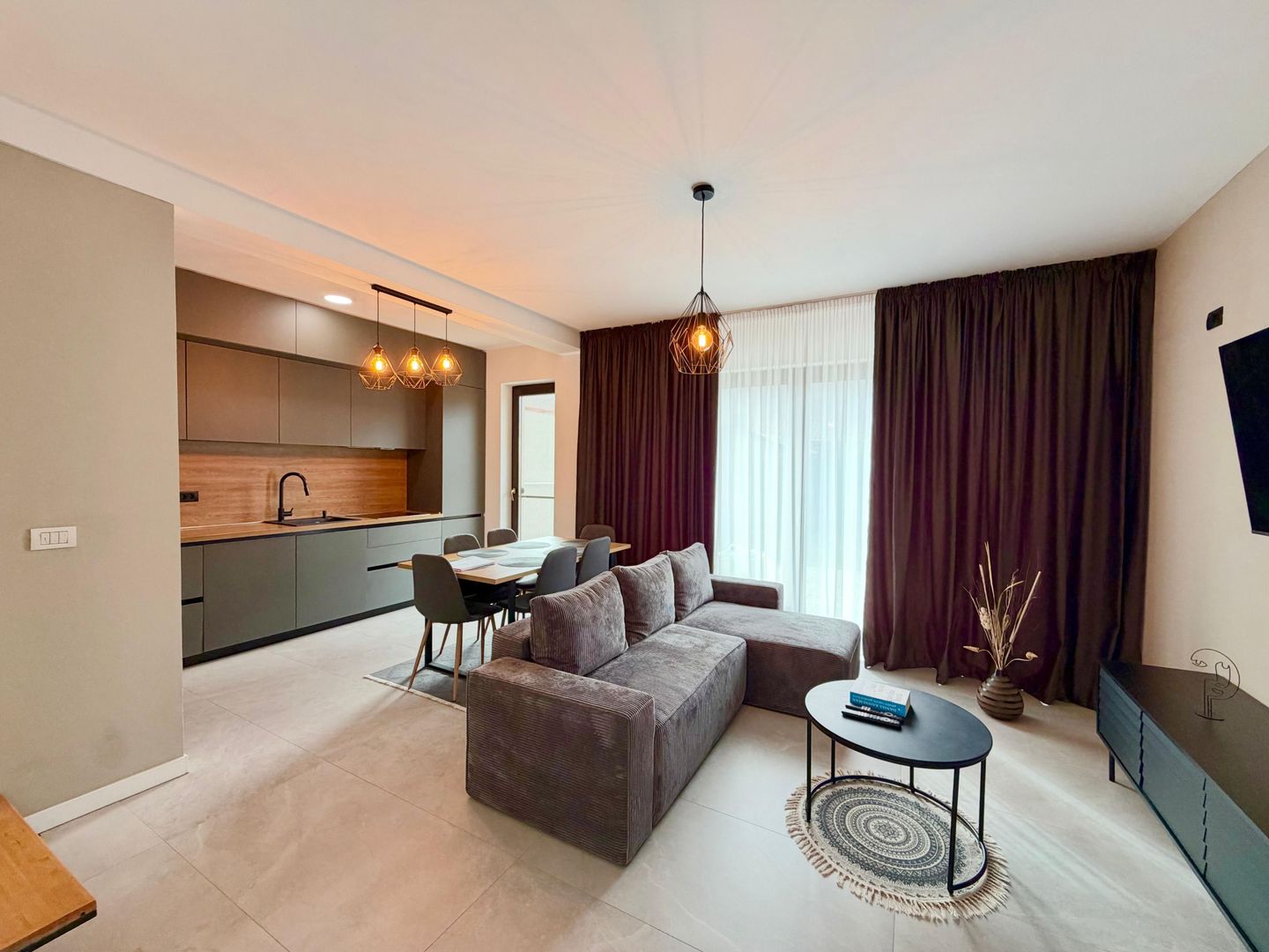 Casă tip duplex - 4camere - mobilata si utilata - Zona Est - Timisoara - Poză 1