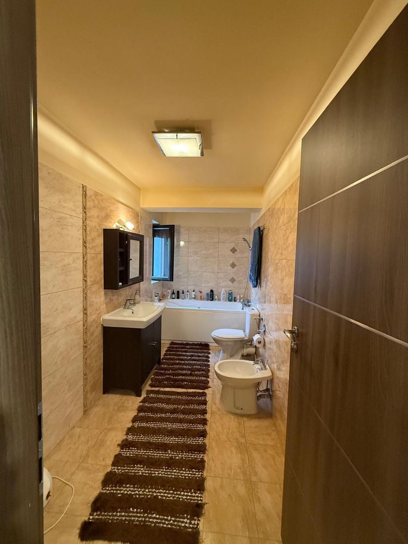 Duplex spatios - 3 dormitoare - Dumbravita - Poză 8