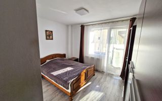Apartament cu 3 camere - Frunzei - Poză 3