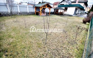 Casa+spatiu comercial cu trifazic,434 mp, 750 mp teren, - Poză 1