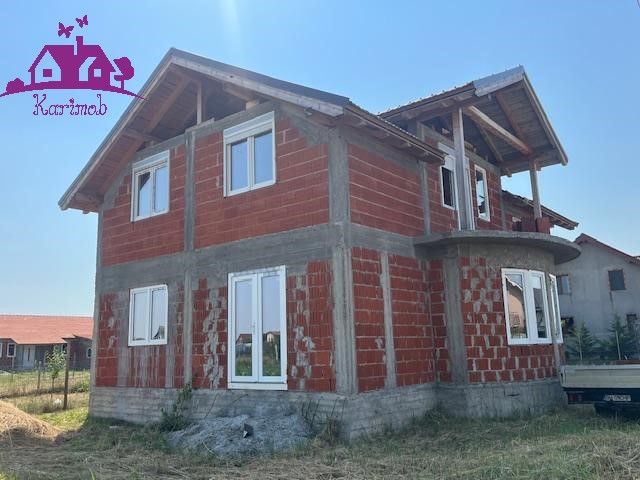 Casa in localitatea Osorhei - Poză 2