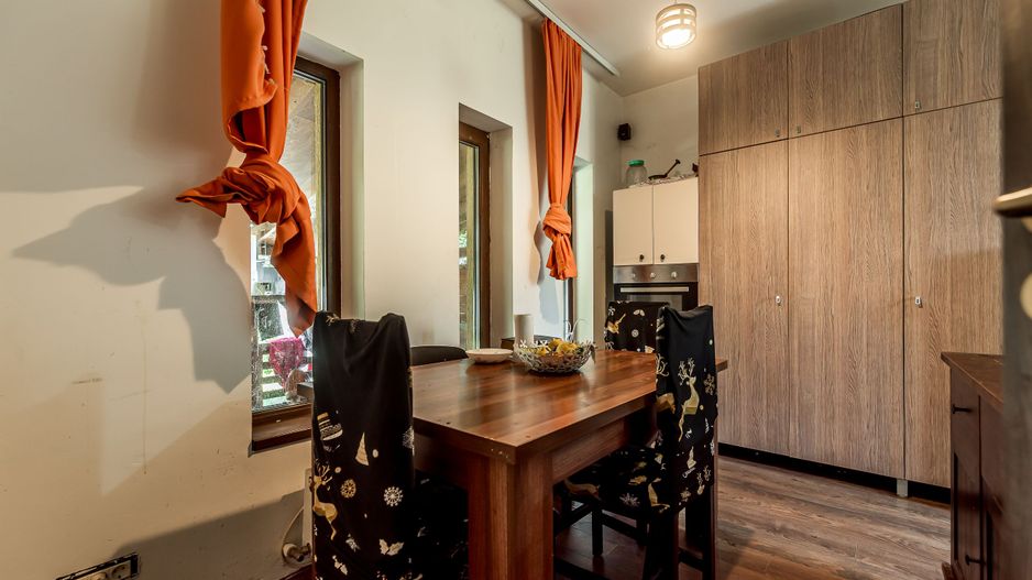 Casa 96mp utili Via Carmina-zona linistita - Poză 5