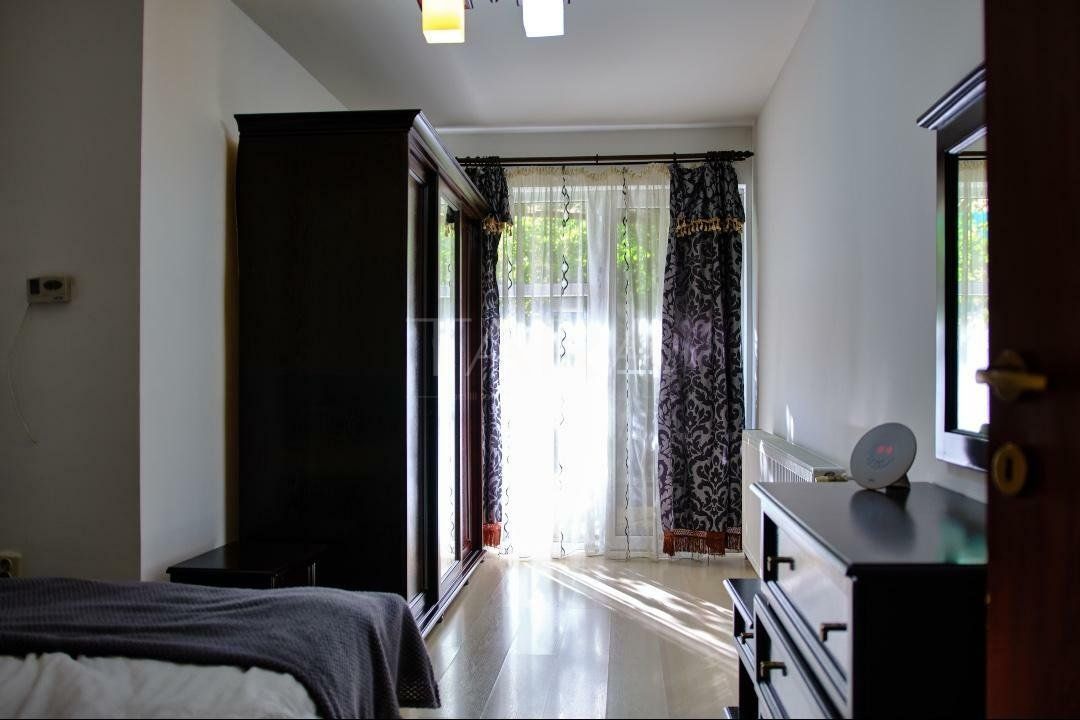 Apartament modern,  complet mobilat și utilat, zonă excelentă. - Poză 7