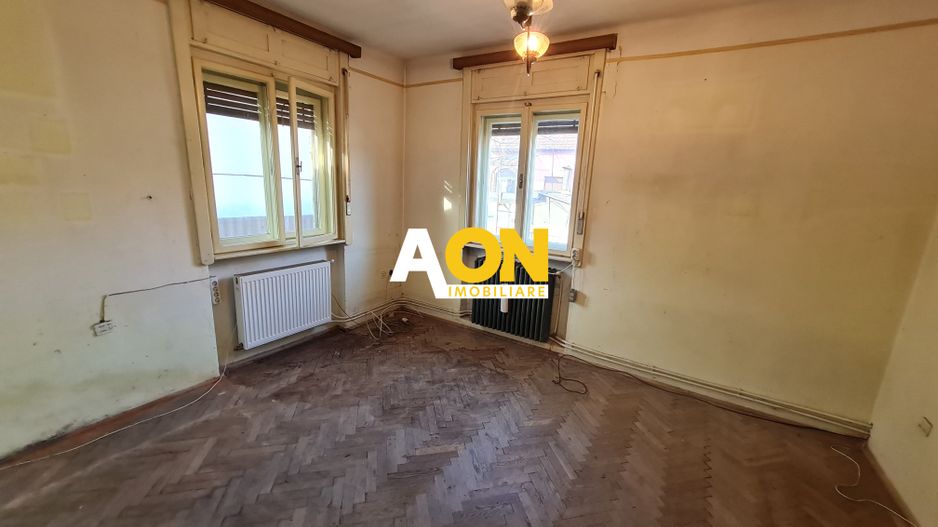 Casa 3 Camere + Demisol, Teren 287 mp, Zona Cetate - Poză 9