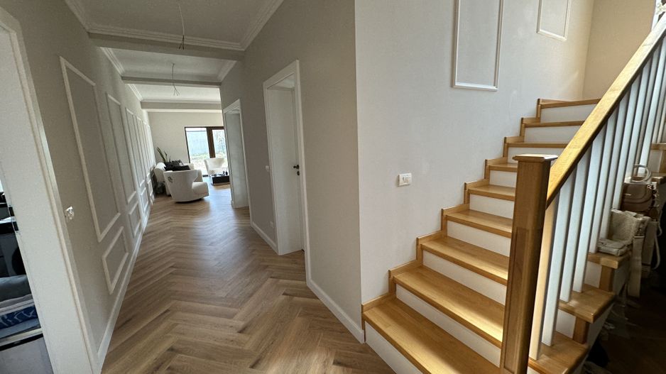 Duplex despartit prin spatiu tehnic  - teren 500mp - Poză 3