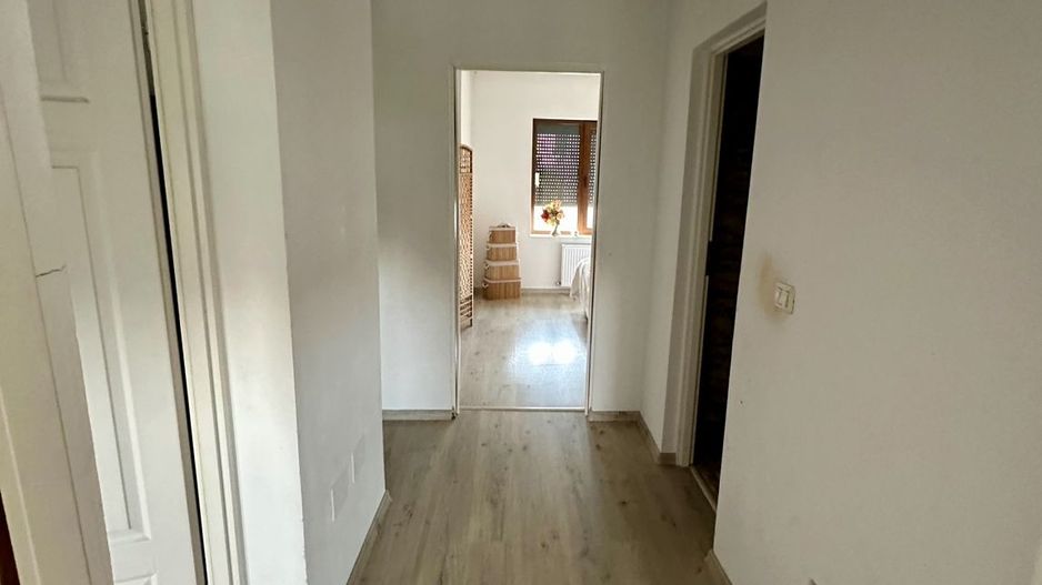 Casa tip instruita cu poziție buna - Poză 14