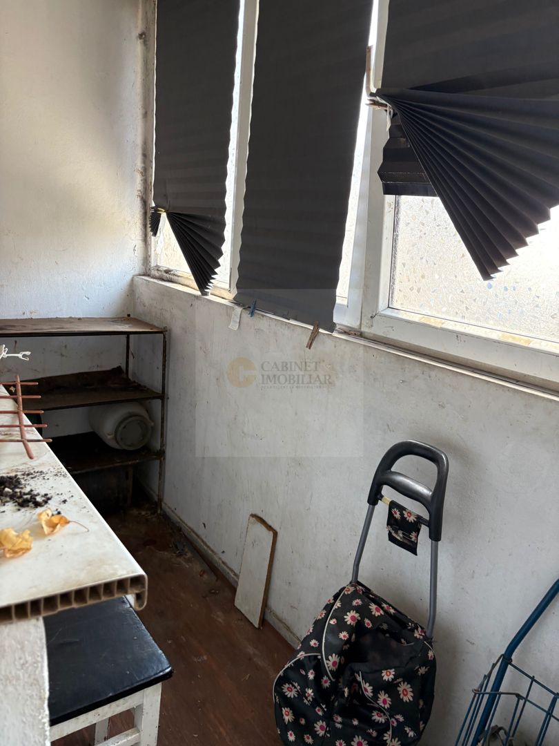 2 camere | Cismigiu  | Decomandat | De renovat - Poză 6