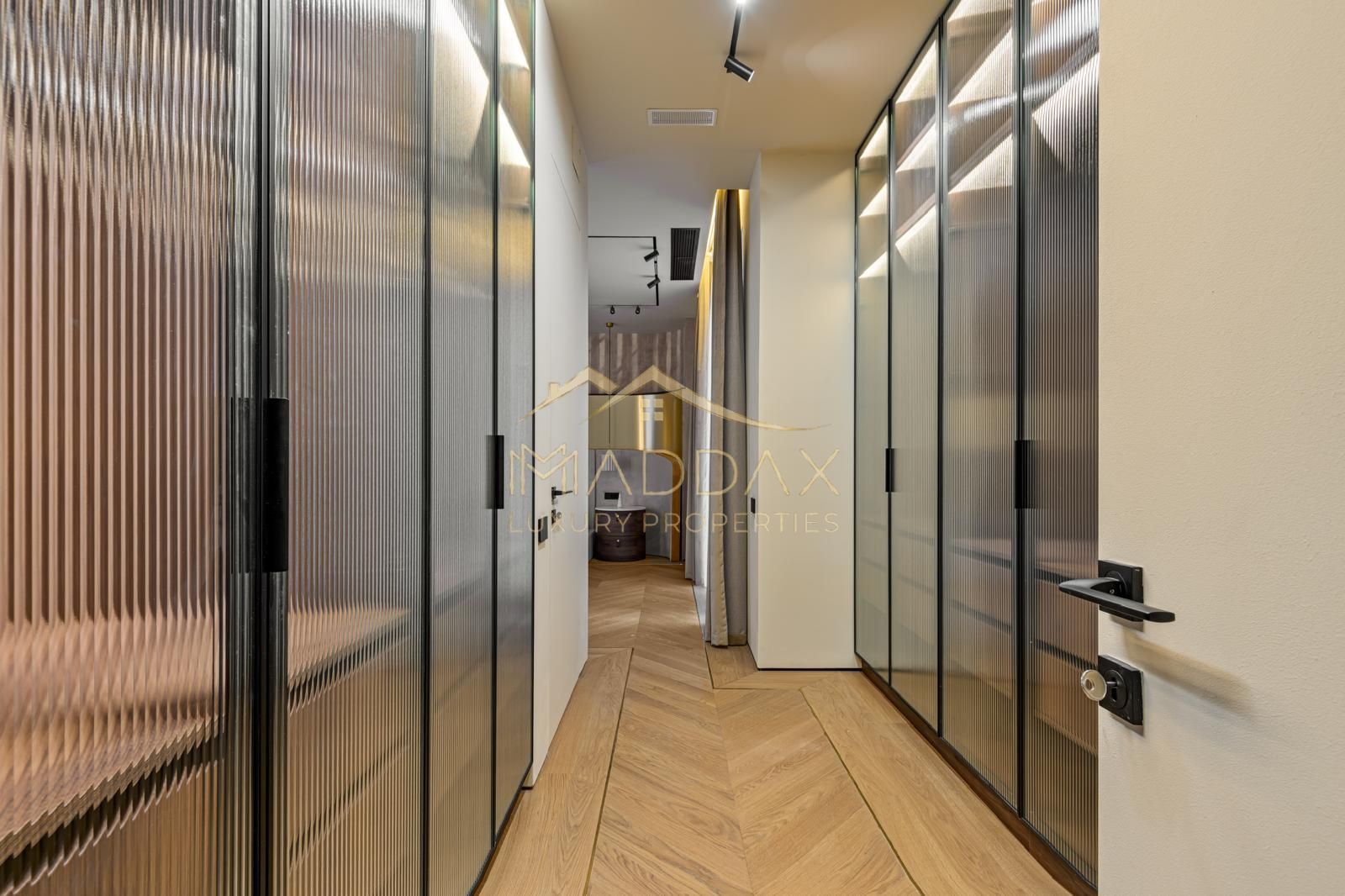 Vila Ultra-Lux *390mp* +Teren *700mp* \\ Piscina privata \\ Pipera - Poză 17