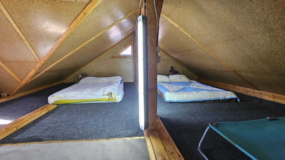 Vila 7 camere 320 mp- Valea Neagra-Prahova, mobilata/utilata complet! - Poză 28