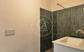 Apartament cu 2 camere la curte comuna de vanzare Ultracentral, Oradea - Poză 9