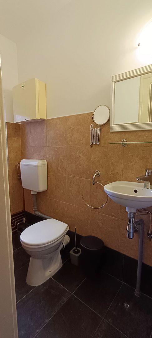 Apartament cu suprafata de 110mp-zona colinei - Poză 14