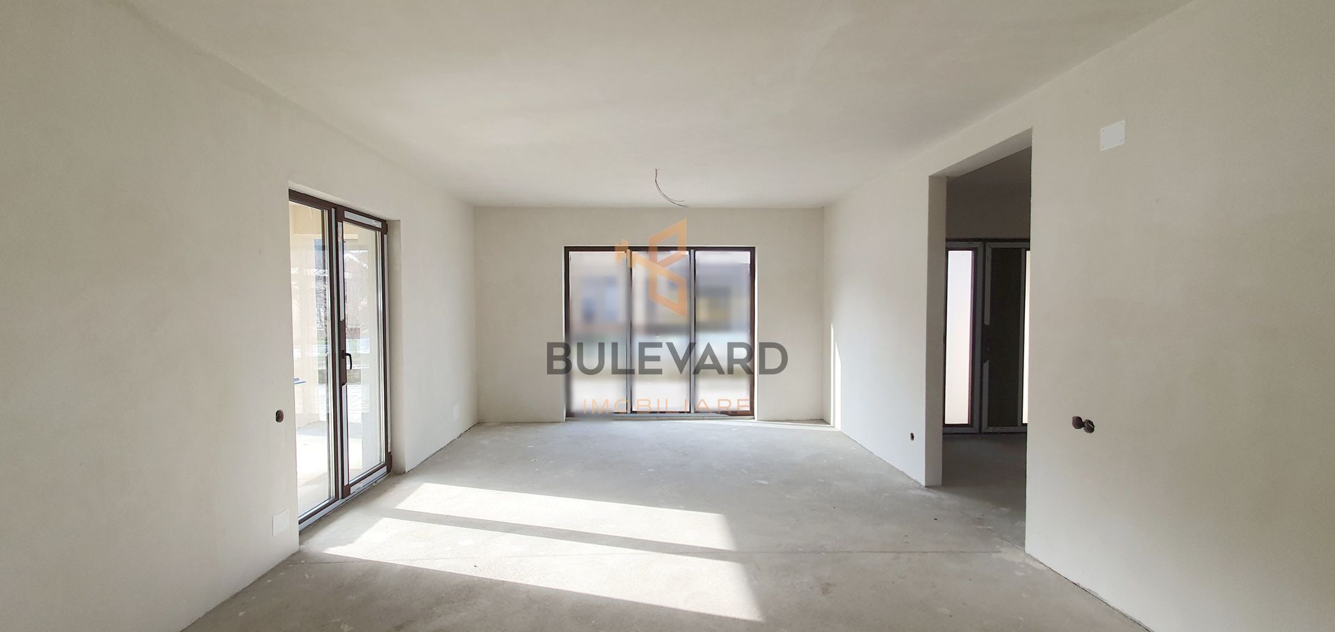 Casa individuala cu teren de 553 mp+spatiu com.in Gilau! - Poză 2