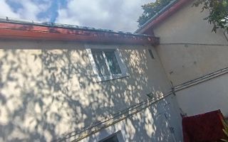 Casă de vânzare în Iași, zona Țicău, lângă Sărăriei - 123 mp + beci și 600 mp teren - Poză 2