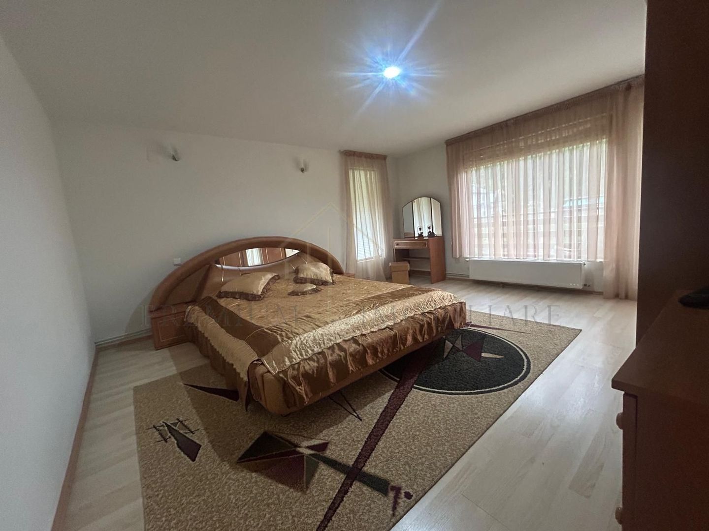 Casa/Pensiune de vanzare Slanic-Moldova Reducere pret luna Iulie - Poză 23