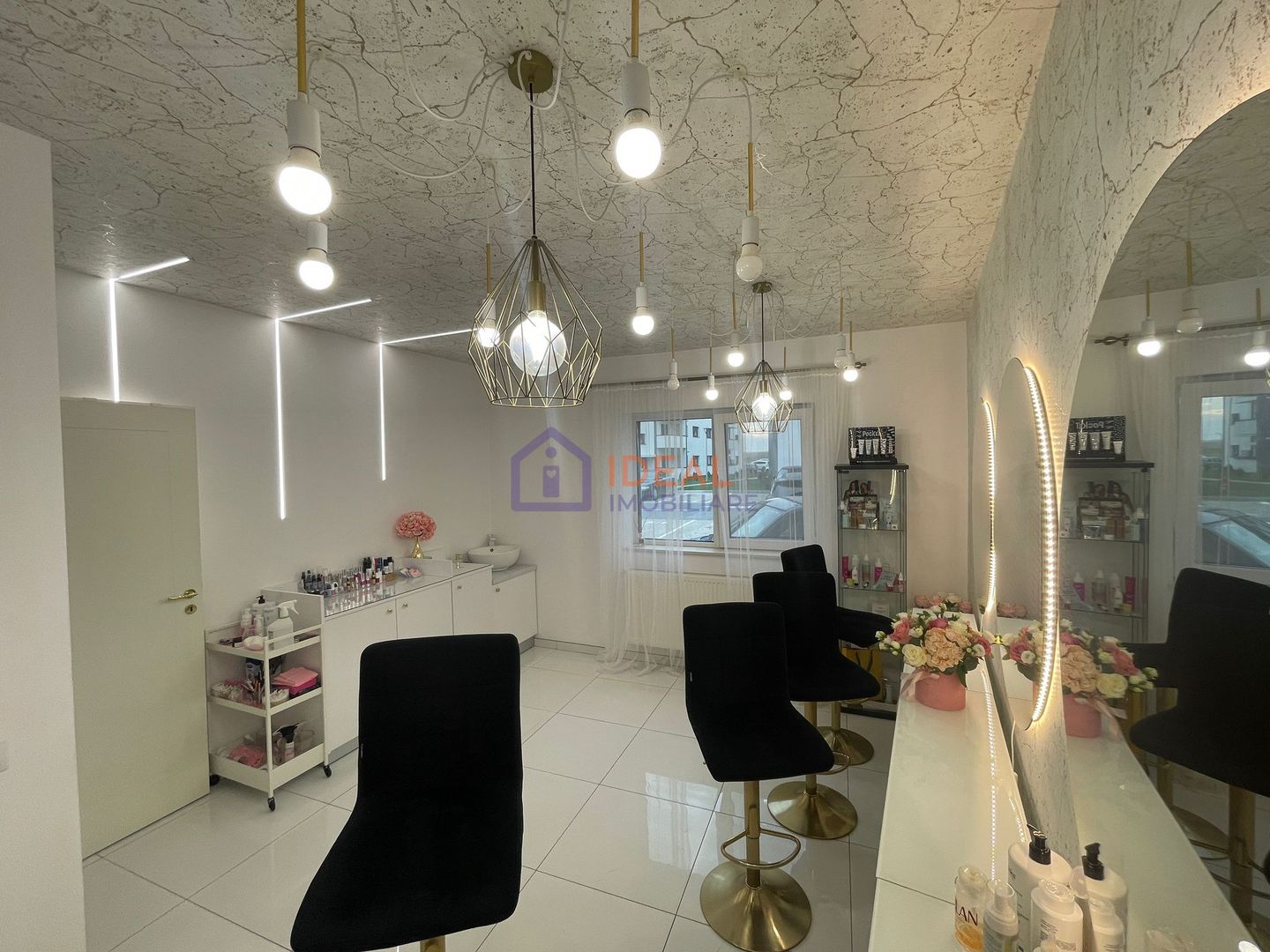 Spatiu Comercial cu 4 locuri de parcare, in Cartierul Arhitectilor - Poză 3