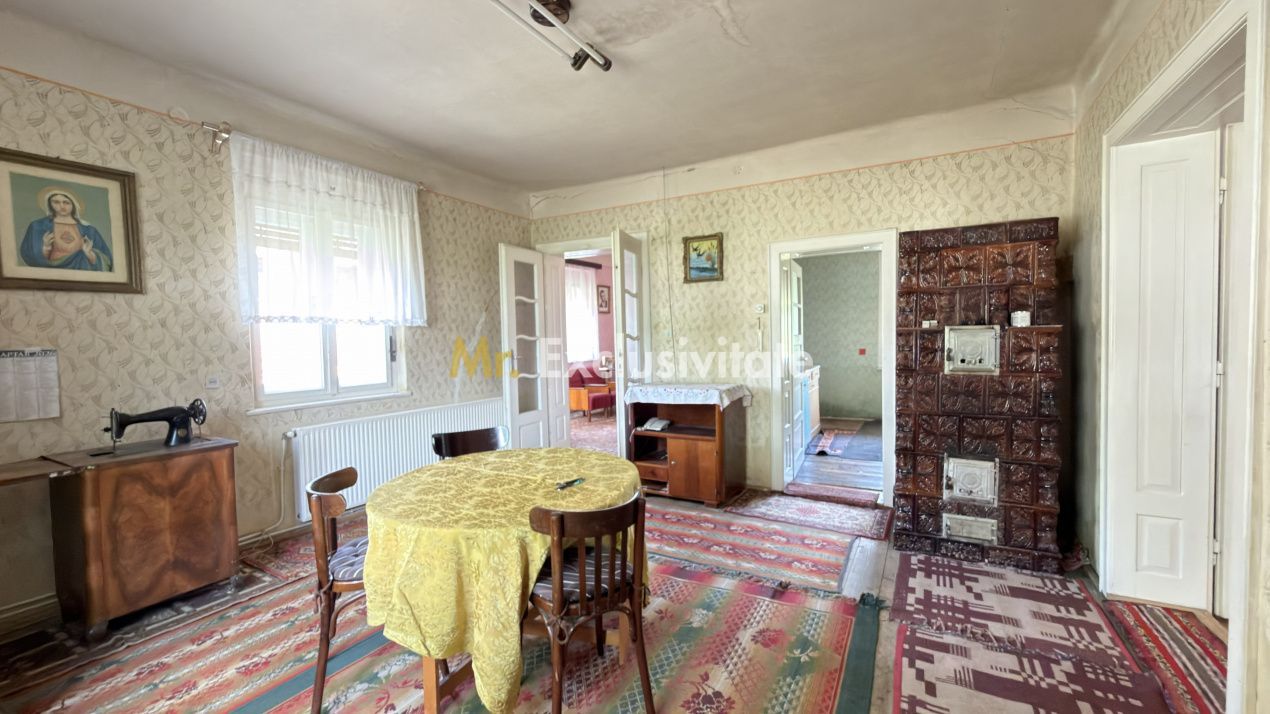 Casă 4 camere, Teren 1955 mp Str. Vezendiului Nr. 366 - Loc. Petrești, Satu Mare - Poză 4