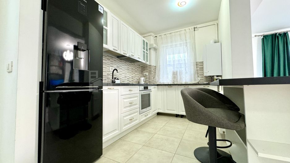 Apartament 2 camere, parcare, boxa,  aer conditionat, Top City Coresi - Poză 4