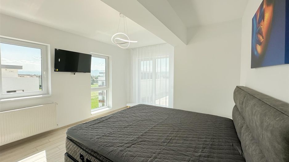 Apartament 3 camere tip Penthouse | Priveliste frumoasa | Parcare | Rasnov - Poză 10