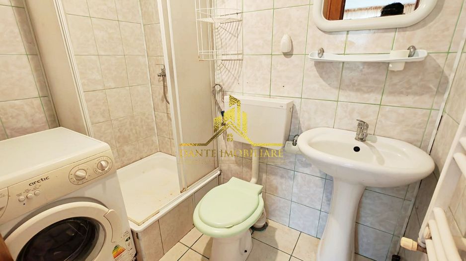 Garsoniera, decomandat, mobilat modern, spatios, Gruia, zona Garii - Poză 10